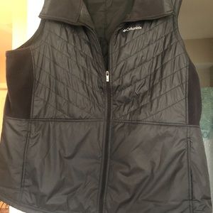 Columbia gray and black vest 2X
